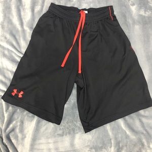 Under armor black and red shorts